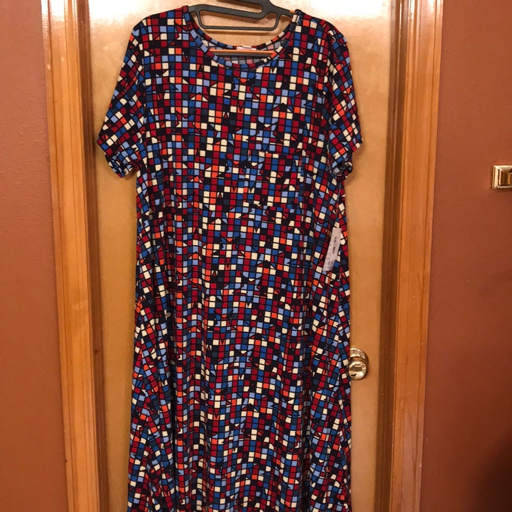 XL Lularoe Carly